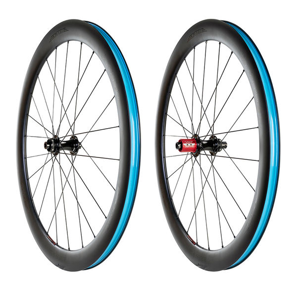 Halo Carbaura RCD50 Road Pair 50mm deep carbon Disc rim, 16/8H Ft/Rr 11sp Campag click to zoom image