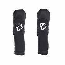RaceFace Charge Knee Guard Stealth 2020